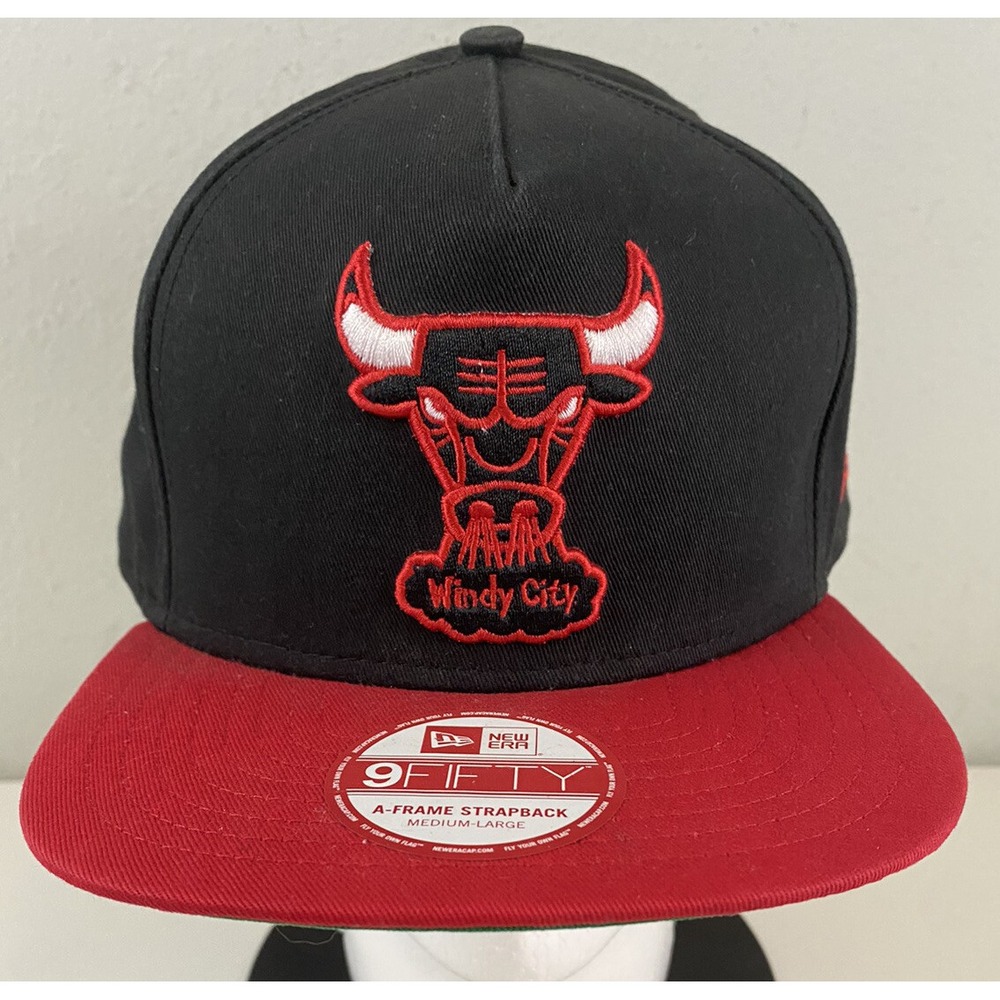 New Era 9fifty NBA Chicago Bulls Windy City Adjustable Med-Large Hat Cap Black